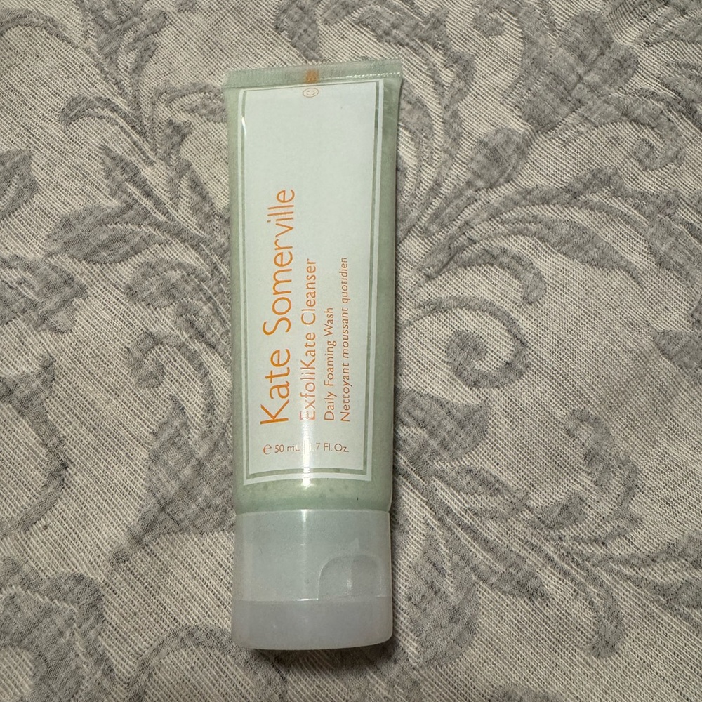 Kate Somerville Exfolikate Cleanser daily foaming wash